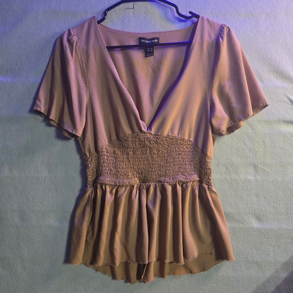 Streetwear‎ Society Tan Smocked Peplum Top V-Neck Flutter Sleeve Raw Hem XL